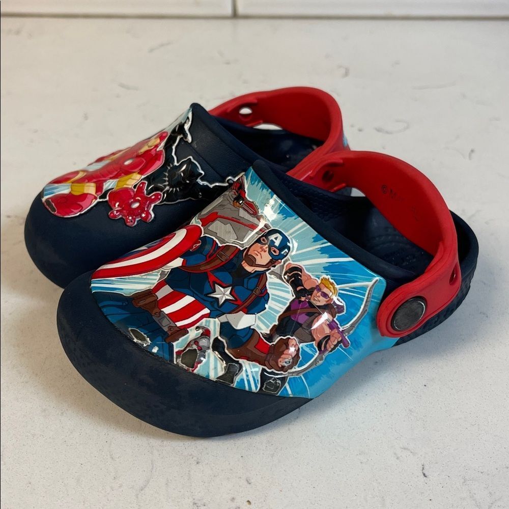 Crocs Fun Lab Advengers Patch Clog Size 7